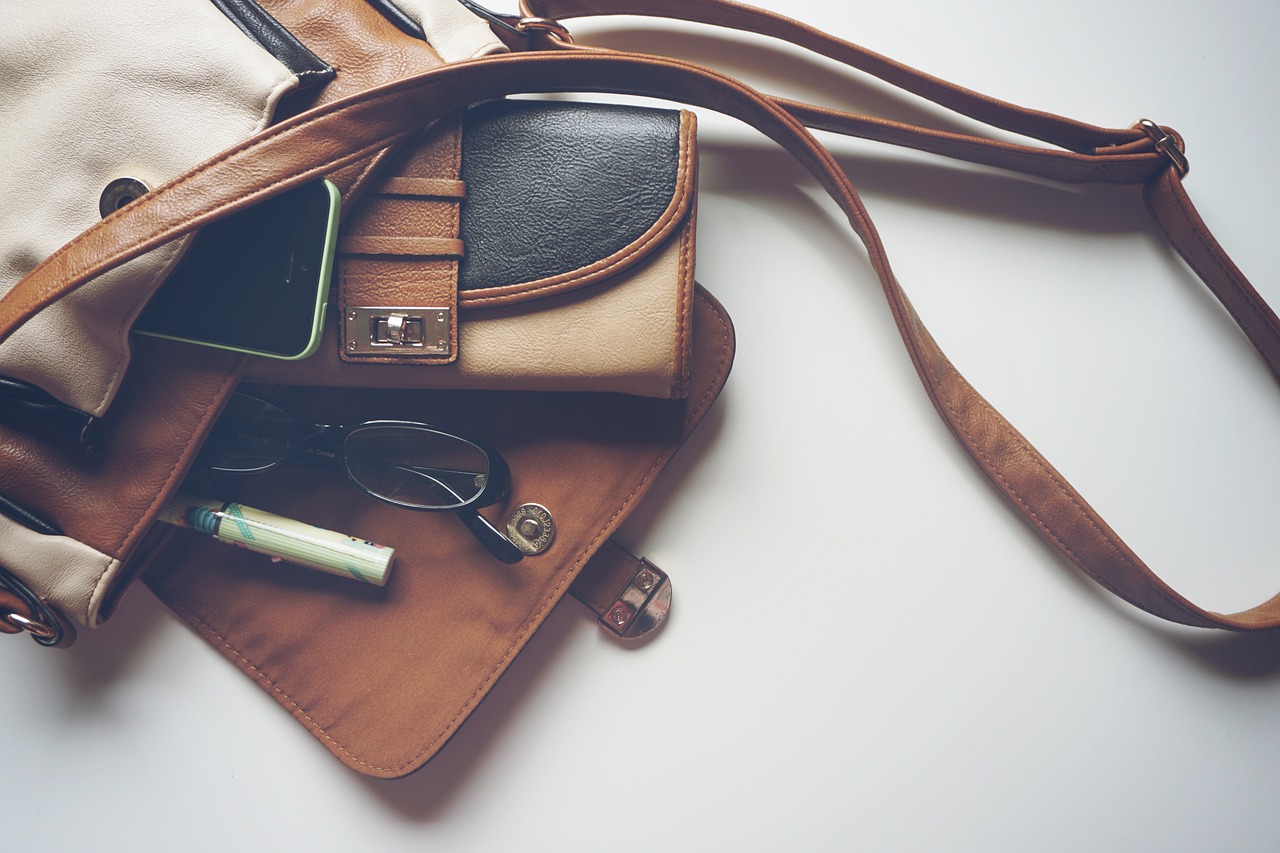 How to Elevate a Simple Outfit with Accessories